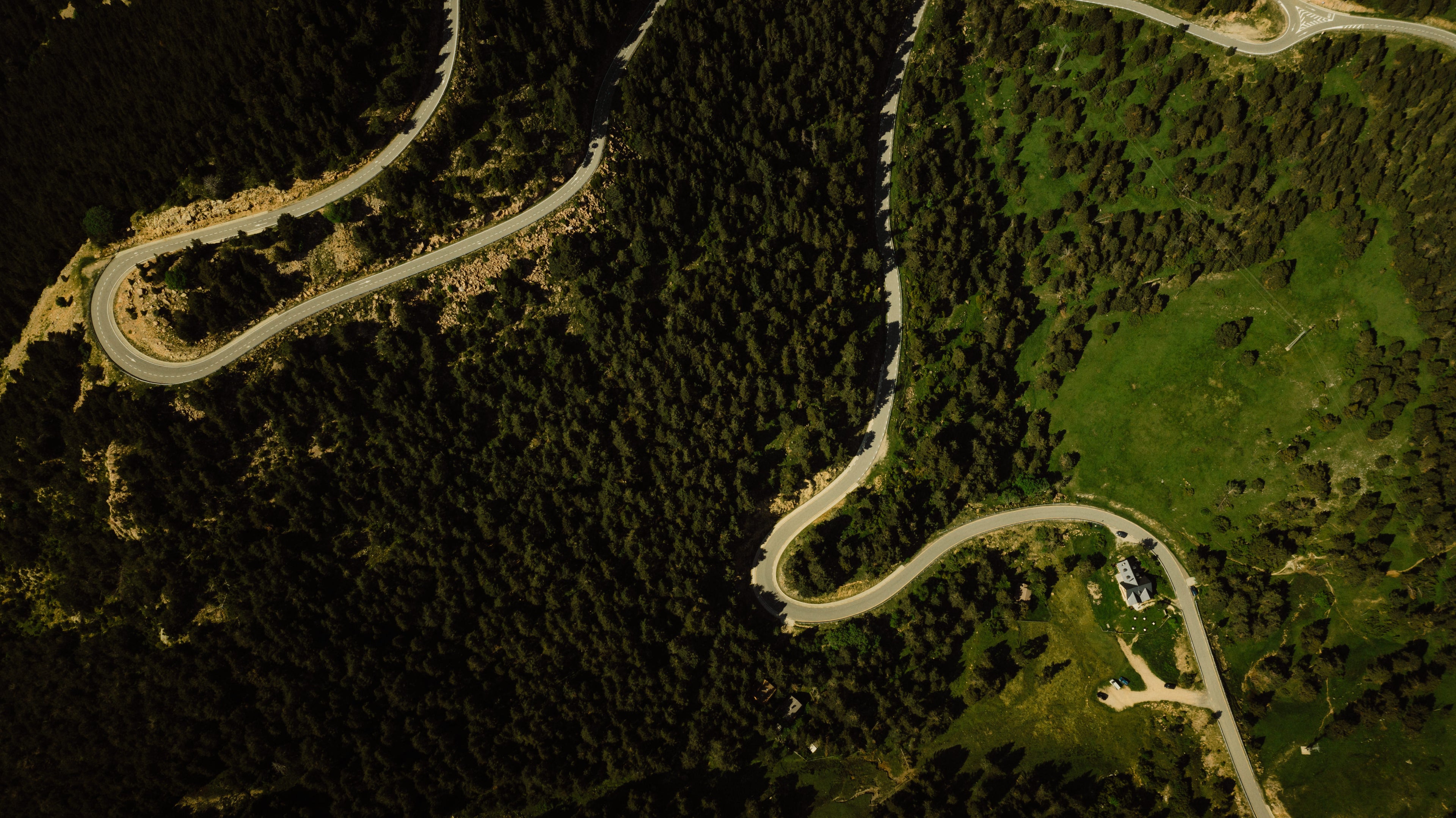 Ruta de ciclisme Tour du Lord vista des del drone al Berguedà